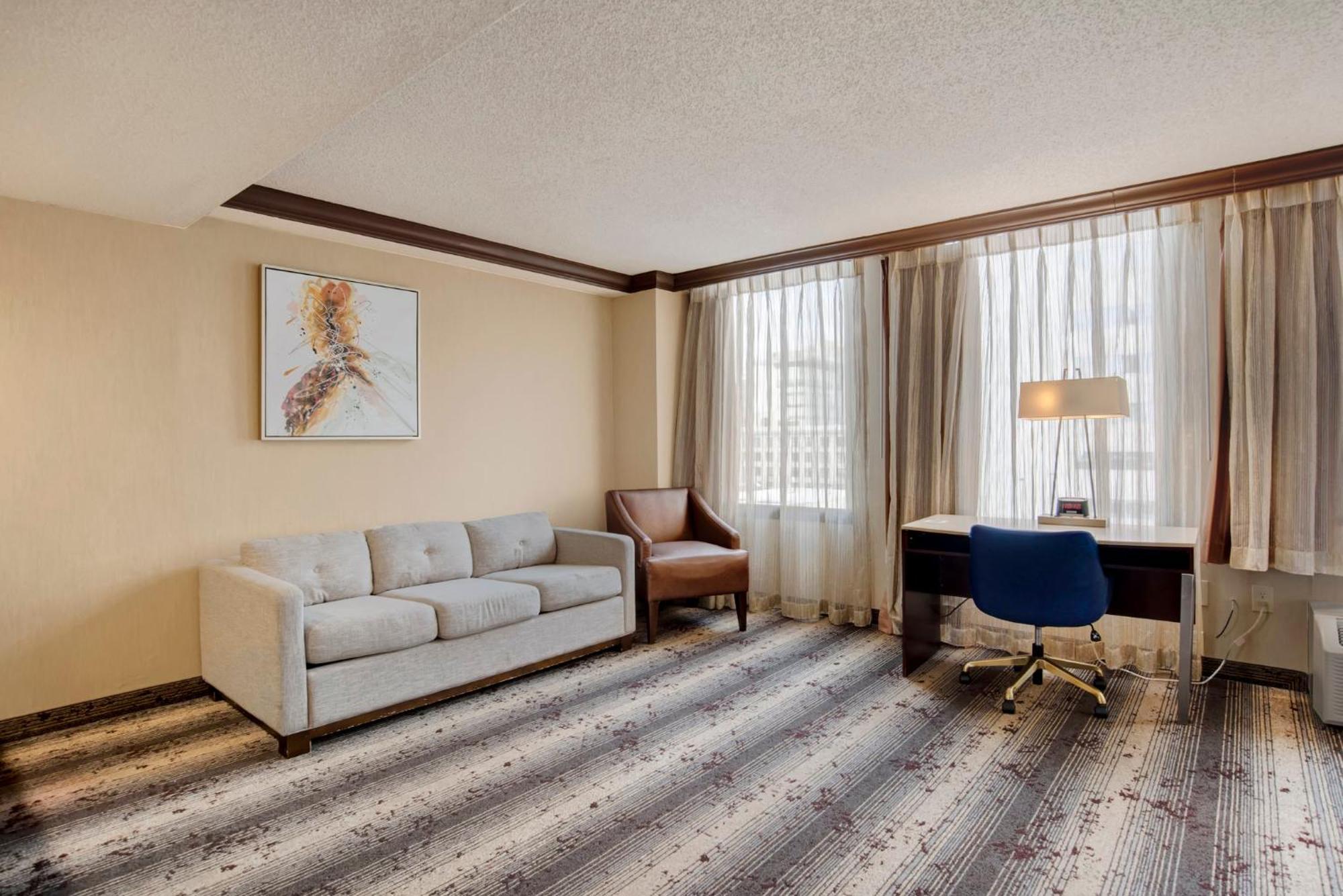 Crowne Plaza Hotel Harrisburg-Hershey By Ihg Exteriör bild