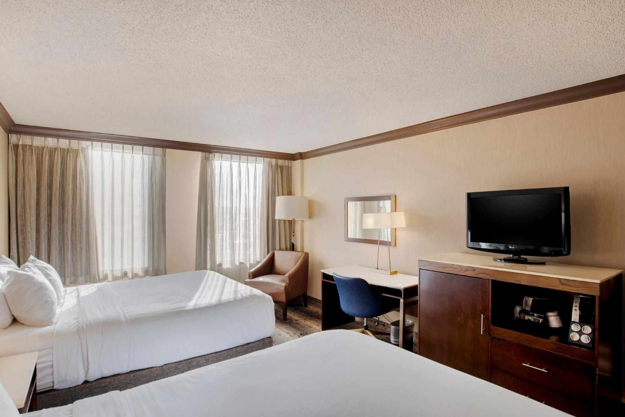 Crowne Plaza Hotel Harrisburg-Hershey By Ihg Exteriör bild